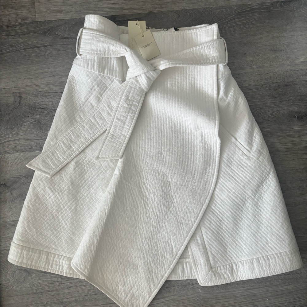 BCBGMaxAzria Runway Eira Textured White A-Line Skirt